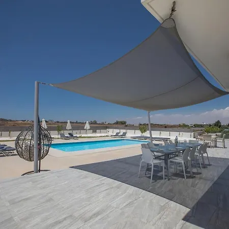 Amazing On Protaras With Private Pool Protaras 1586 פאראלימני