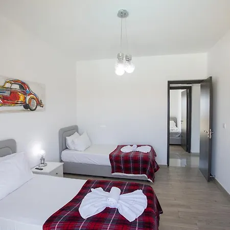 Amazing On Protaras With Private Pool Protaras 1586 باراليمني