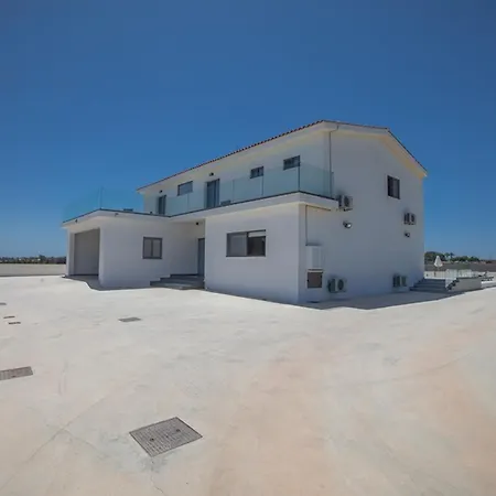 Amazing On Protaras With Private Pool Protaras 1586 * باراليمني